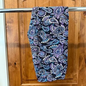 LuLaRoe TC Leggings (Fit sizes 12-18)